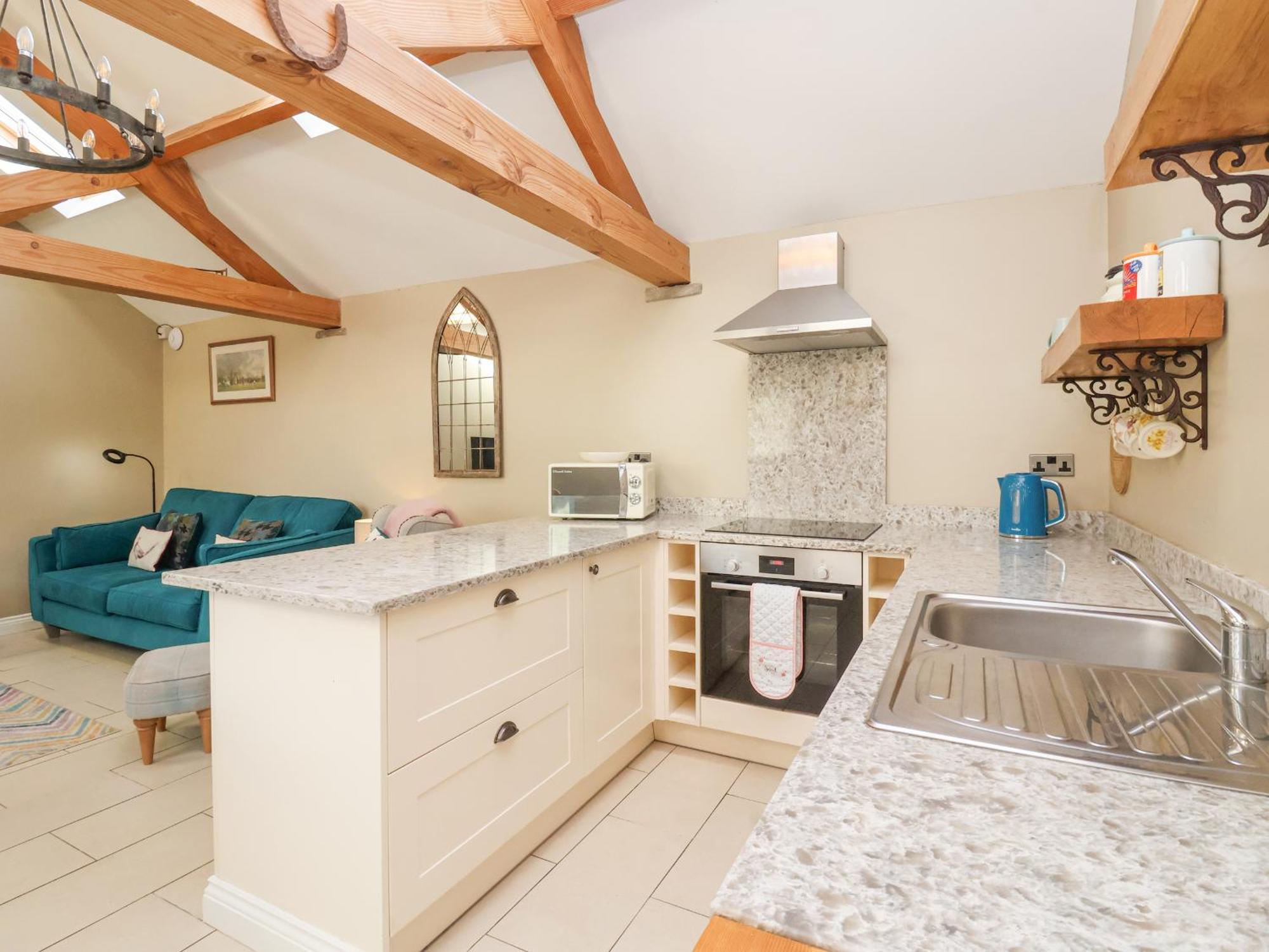 The Stables Villa Driffield Bagian luar foto