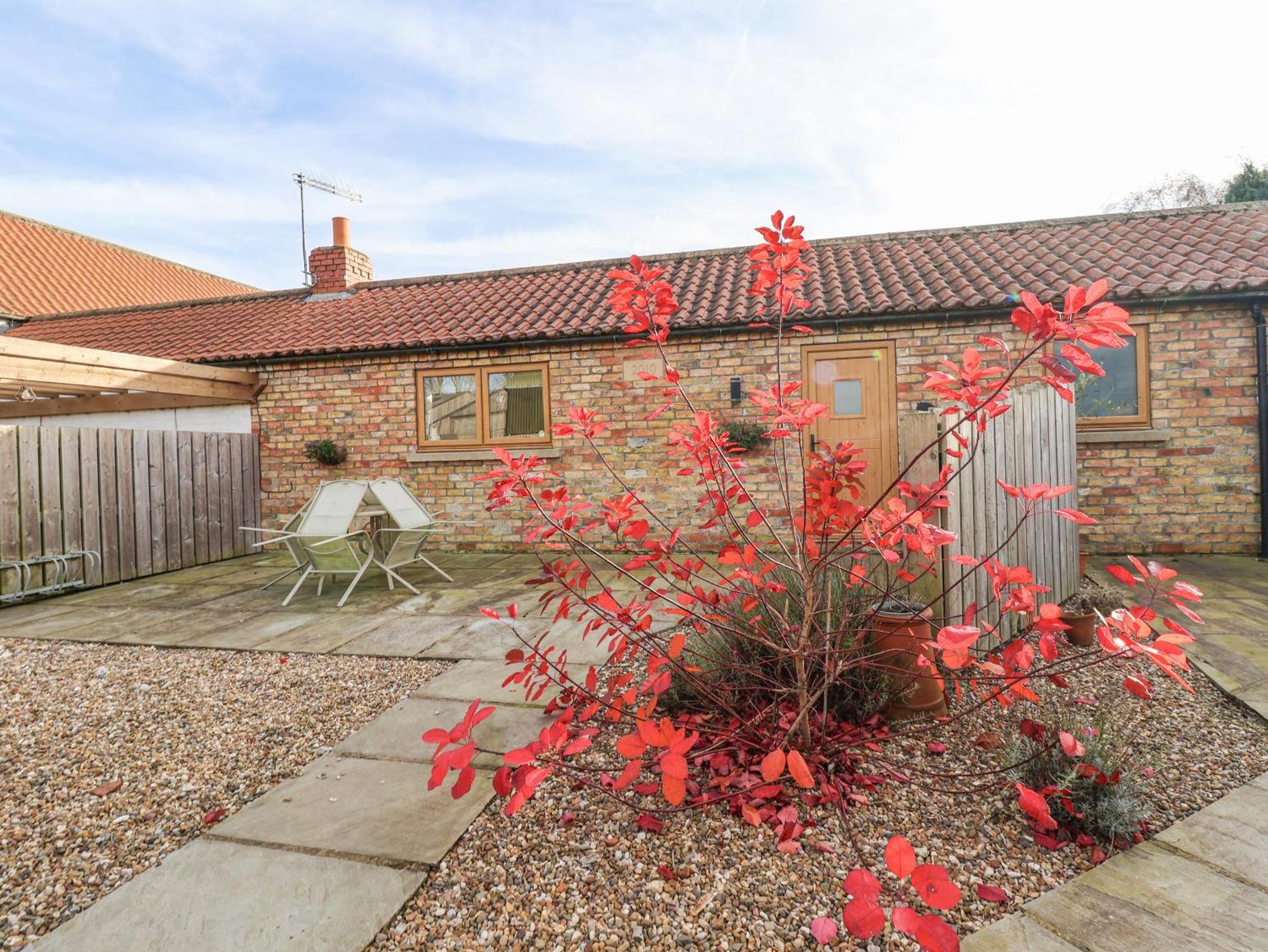 The Stables Villa Driffield Bagian luar foto