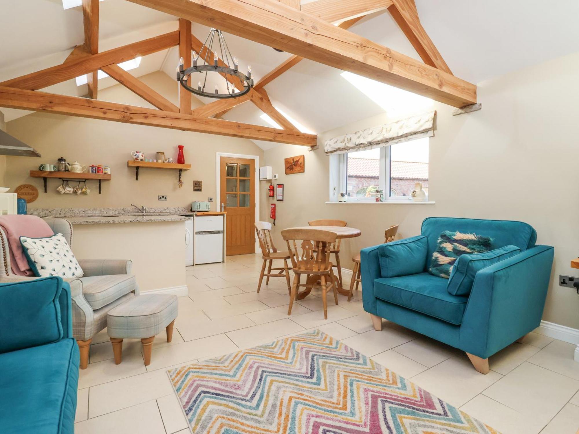 The Stables Villa Driffield Bagian luar foto